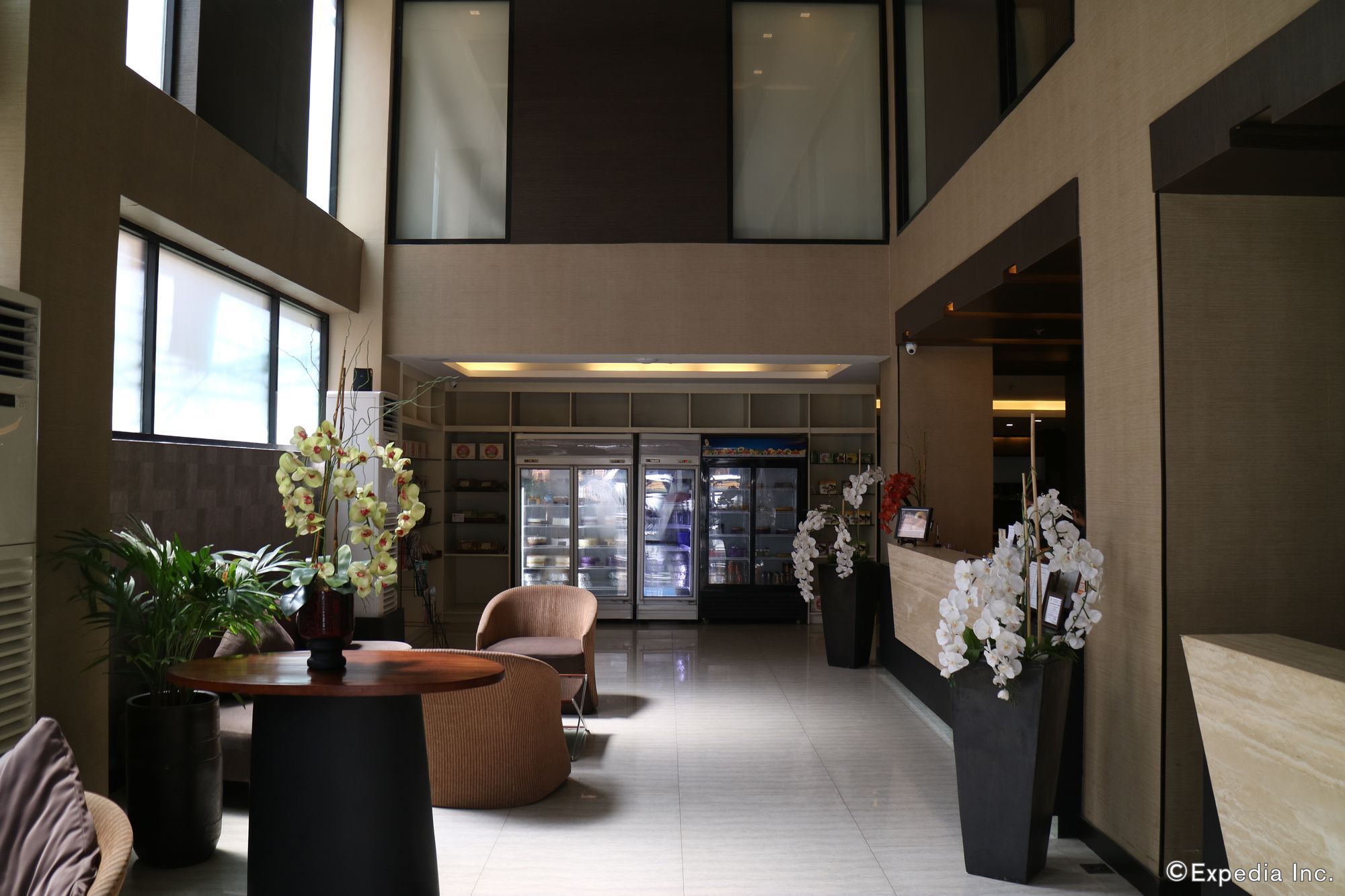 Gt Hotel Iloilo Екстер'єр фото