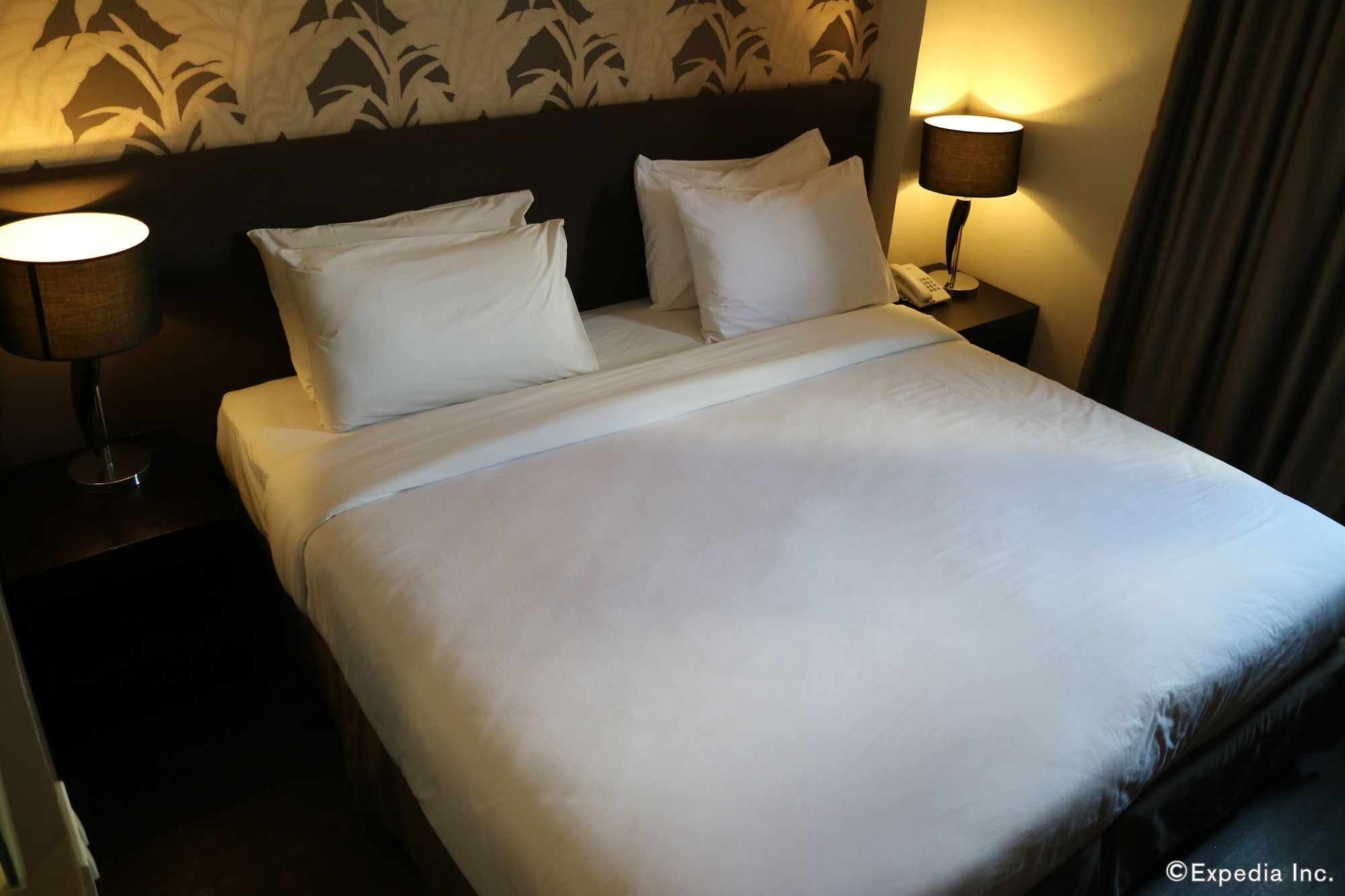 Gt Hotel Iloilo Екстер'єр фото